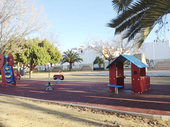 Juegos infantiles. Parque Ciudad de Bayamo.