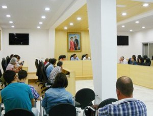 El Pleno de Mairena del Alcor, reunido en sesión extraordinaria