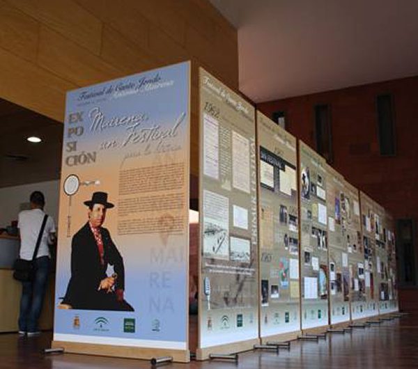 La exposición itinerante «Mairena, un festival para la historia» llega a la Villa del Conocimiento